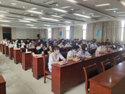 濟(jì)南市人社系統(tǒng)動態(tài)聚焦 市中區(qū)嚴(yán)查民辦培訓(xùn)機(jī)構(gòu)復(fù)學(xué)復(fù)課，平陰縣舉辦窗口人員職業(yè)素養(yǎng)提升培訓(xùn)